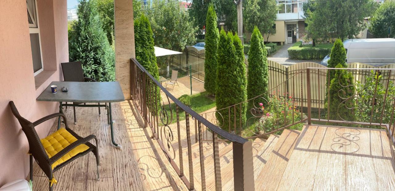 Casa Cattleya Hotel Târgu Jiu Eksteriør billede