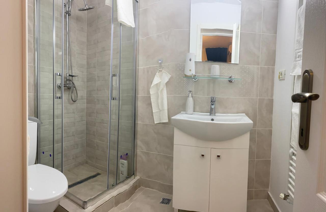 Casa Cattleya Hotel Târgu Jiu Eksteriør billede